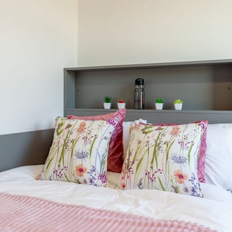 Premium En Suite - Image 2